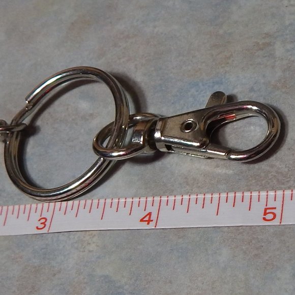 <3 I Luv the USA Key Chain  <3 - Picture 7 of 7